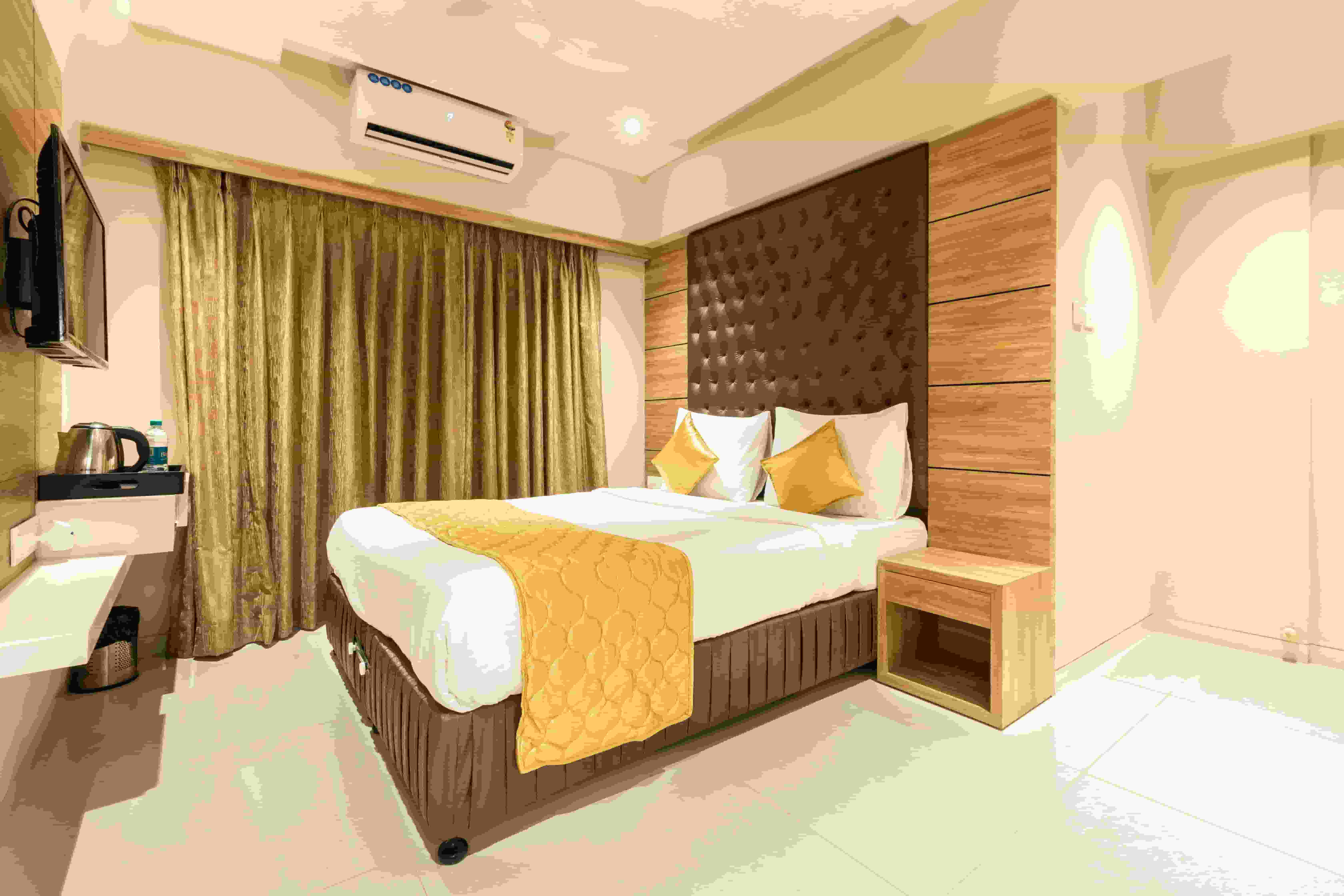 Comfortable and modern hotel room setup.